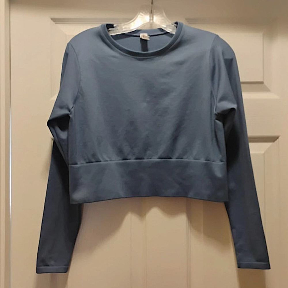 Offline by Aerie Blue Cropped Active Top Size XL